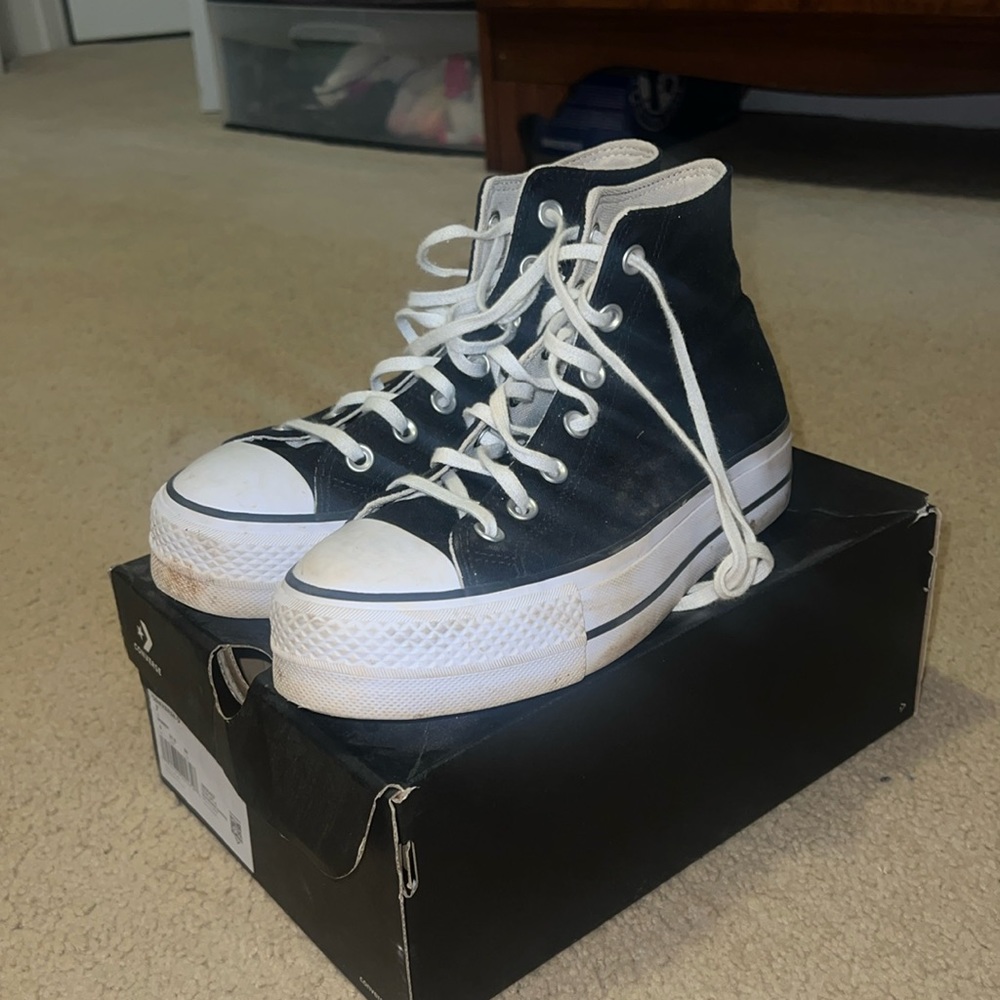 Black Converse platforms